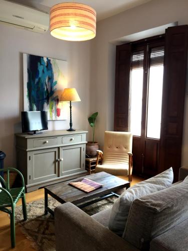 19th Century Sevillian Apartment, Sevilla (Foto 3)