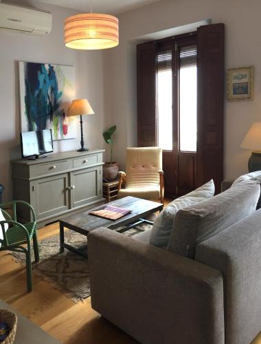 19th Century Sevillian Apartment, Sevilla (Foto 2)