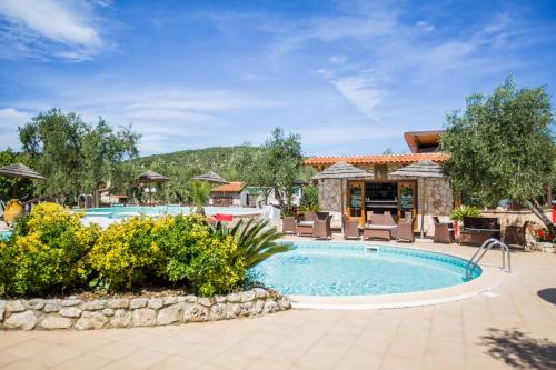 Tenuta Padre Pio, Vieste