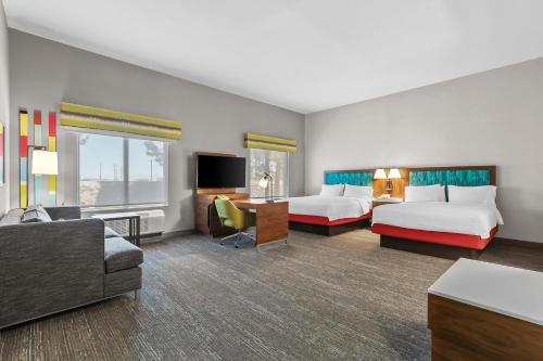 2 bedrooms, 3 beds