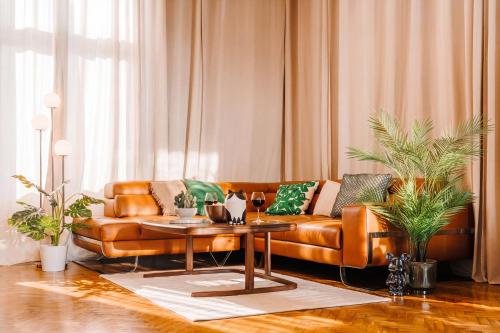 Amber Home 108m2 with balcony, Old Town