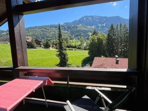 Ferienwohnung Grüntenausblick Bergblick & 2 Balkone im Allgäu in Rettenberg, Deutschland