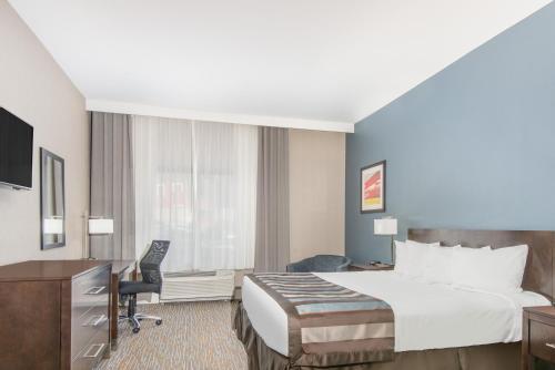 Wingate by Wyndham Niagara Falls - image 36