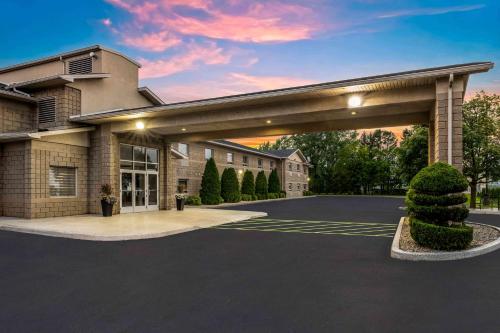 Days Inn by Wyndham Leamington
