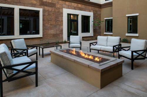 Facilities, Residence Inn by Marriott Claremont in Claremont (CA)