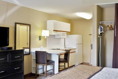 Extended Stay America Select Suites - Chicago - Vernon Hills - Lincolnshire - 주방