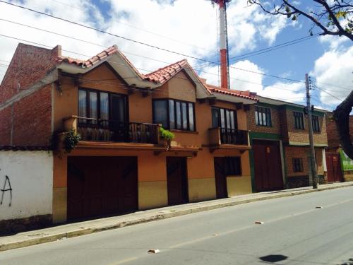 

CASA DE HUÉSPEDES