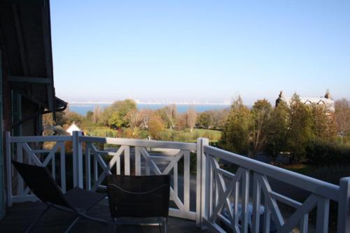 La Villa des Rosiers 4
