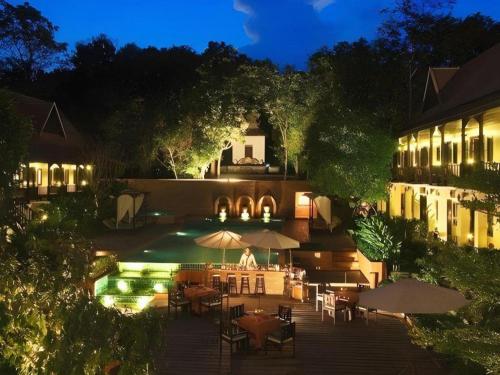 B2 Suthep Night Market Premier Resort near Pinch of Salt