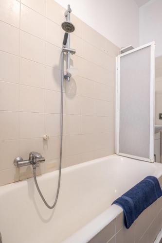 Casa Manolo Corsico Milano con balcone vicino ai Navigli 4