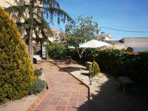 Hotel El Castrejon - image 8