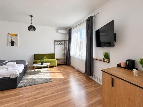 Neva Apartments & Rooms 4