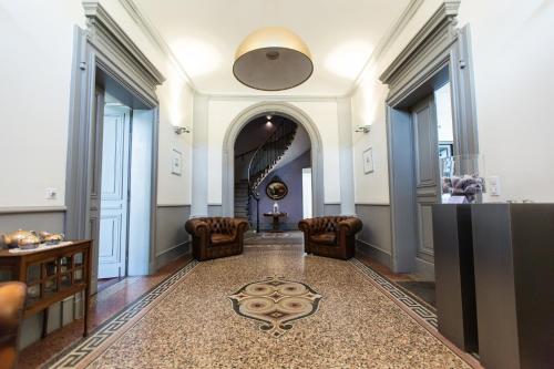 Bejárat, Chateau de Blomac in Blomac