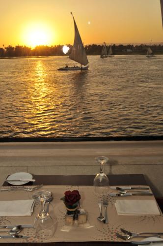 M/Y Alexander The Great Nile Cruise - 4 Nights Every Monday From Luxor - 3 Nights Every Friday from Aswan