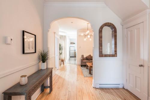 MTLVacationRentals -The Chic Laurier