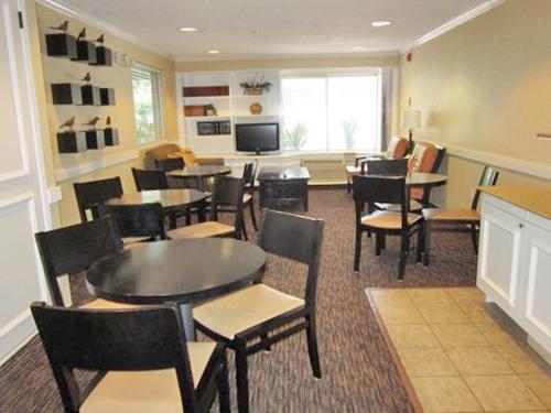 Extended Stay America Suites - Austin - Downtown - Town Lake