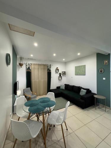 Jolie maisonnette cosy 15 min mer - Location saisonnière - Châteauneuf-les-Martigues