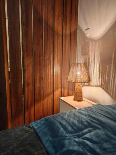 Moderno Studio con Balcón Privado