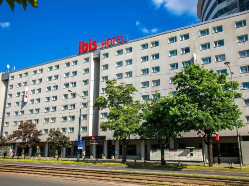 酒店外观, 华沙中心宜必思酒店 (Ibis Warszawa Centrum) in 华沙