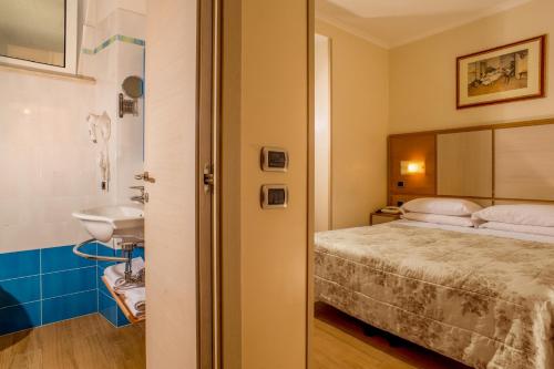 Hotel Piemonte - image 7