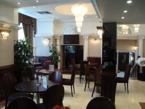 Royal Eagle Hotel
