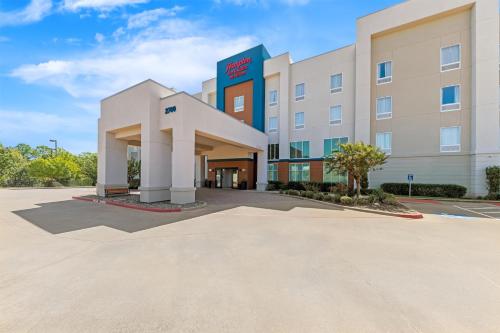 Hampton Inn & Suites Palestine