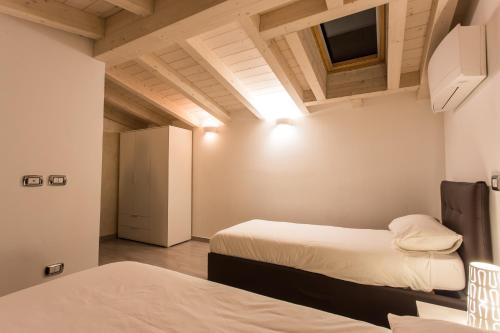 LM House 01 - image 3