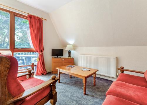 Delny Highland Lodges 4