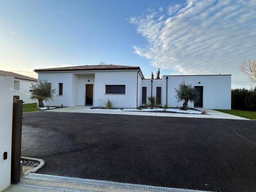 Villa entière avec piscine proche Toulouse - Location, gîte - Fronton