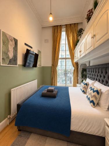 Central and affordable flat for 6 people in Zone 1 - 7 min Walking to OXFORD STREET - with Breakfast included 2