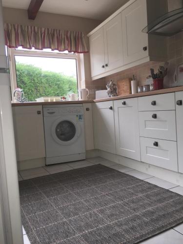 Fir Tree Cottage - image 5
