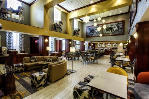 Hampton Inn & Suites Staten Island