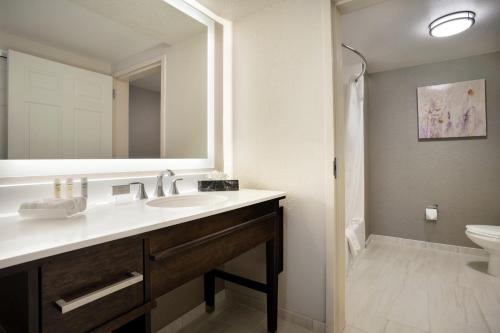 2 bedrooms, 4 beds