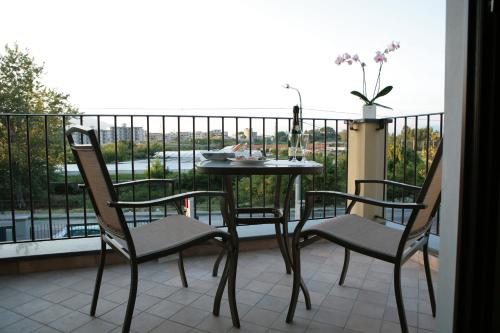 Вид, Hotel Visagi in Помпеї