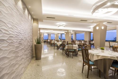 Hotel Meridiano - image 2