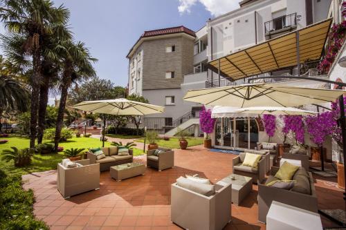 Hotel Riviera 3 Stelle con piscina estiva gratuita e garage a pagamento 4