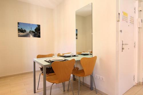 ClassBedroom Barcelona Beach Apartments, Barcelona (foto 7)