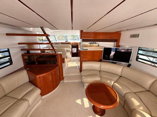Fairline Squadron 59 Luxury Yacht Stay in Tivat