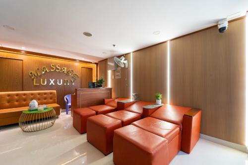 Spa, LUXURY HOTEL HAU GIANG in District 6