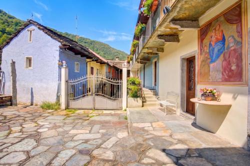Ornavasso Apartments · Cuzzago