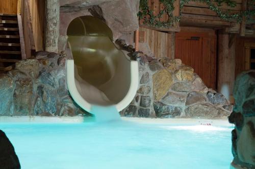 Swimming pool, Disney Davy Crockett Ranch in Bailly Romainvilliers