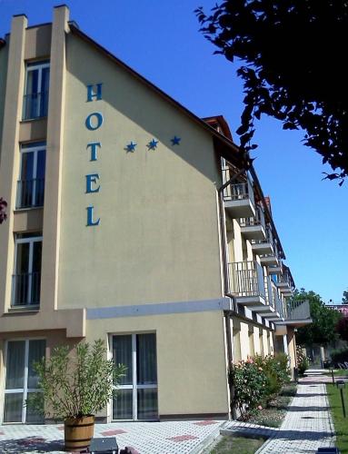 Hotel Luna Budapest - image 8