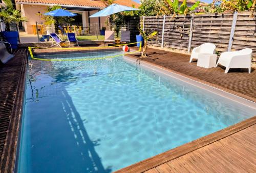 Maison avec piscine proche centre ville de Bordeaux - Location saisonnière - Bruges