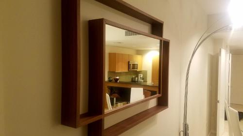 Brickell Deluxe Apartment with Free Parking thumb 2