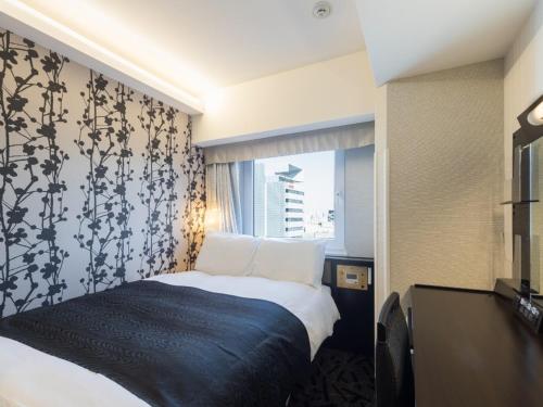 APA Hotel Higashi-Nihonbashi-Ekimae in Tokyo