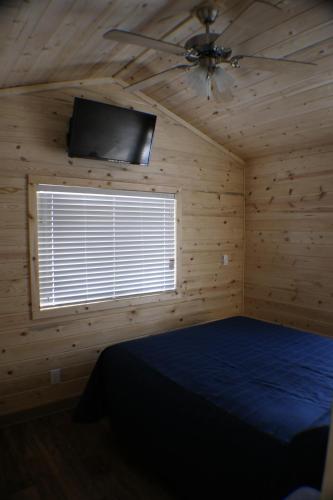 Pio Pico Camping Resort Cottage 4 - image 2