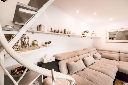  BpR Horanszky Design Apartment in Budapest