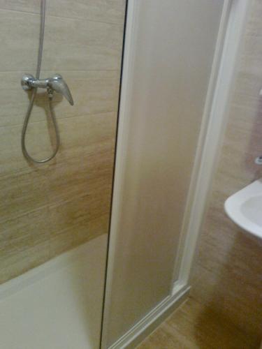 One-Bedroom Apartment (4 Adults) image 1