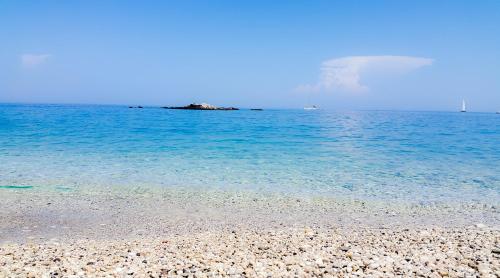  Mari-Christi Apartments in Póros