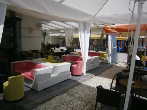 Hotel Ioanna – Olympiaki Akti, IL